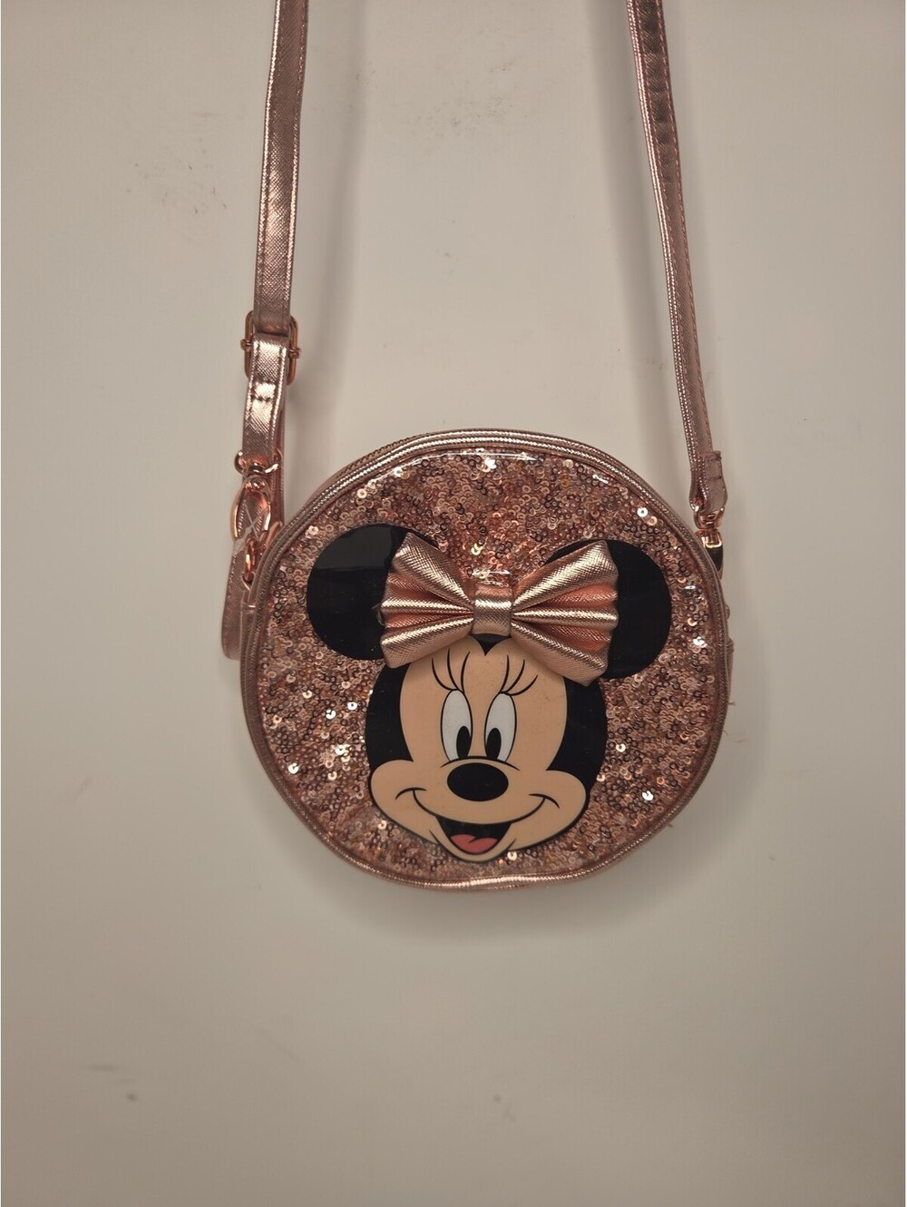 Disney Parks Exclusive Minnie Mouse Rose Gold Sequin Round Crossbody Purse NEW